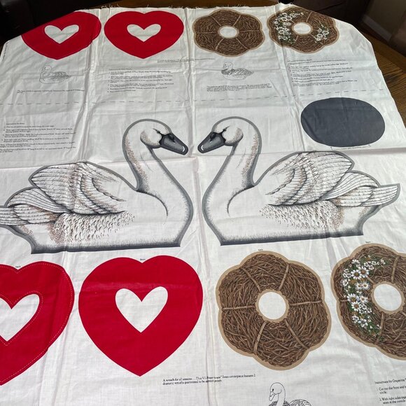 Cranston VIP Print Works Swan Centerpiece Grapevine Heart Wreath  u Fabric Patte - Picture 10 of 12